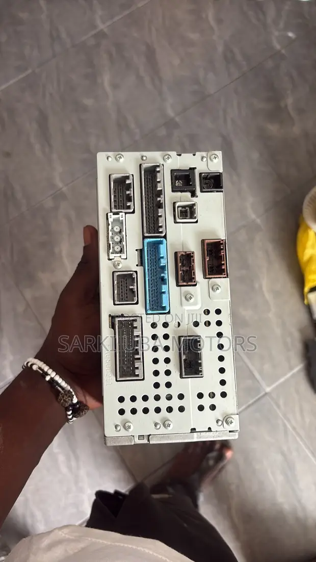 2018-2022 Honda Accord Radio Receiver Module Unit 39540-Twa-A14 - 1