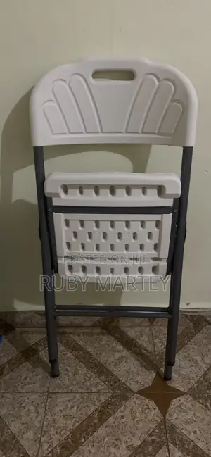 Royal Comfort Brand New Chair