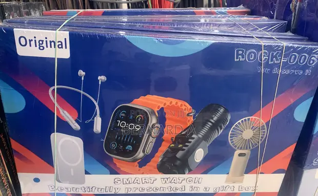 Smart Watch Gift Box with Accessories - 1