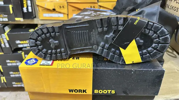 PROGUARD Security Boots - Brand New - 1