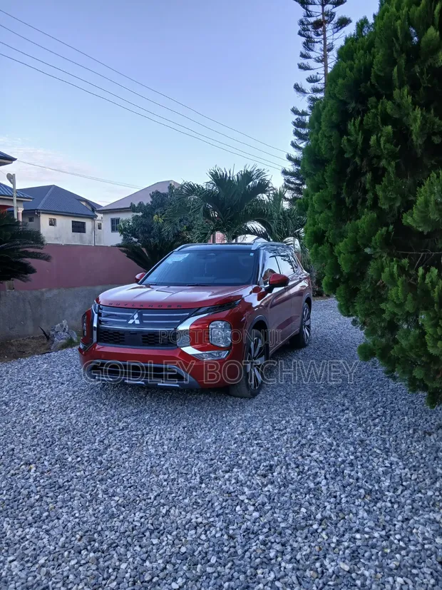 2025 Mitsubishi Outlander SEL AWD Red - 1