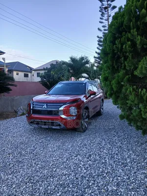 2025 Mitsubishi Outlander SEL AWD Red