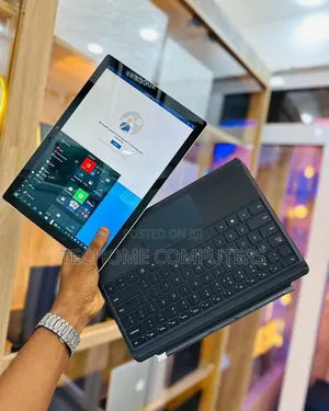 Microsoft Surface Pro 4 16GB RAM, 512GB SSD, Intel Core i7