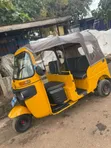 Bajaj RE 2024 Yellow - 3