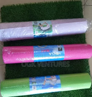 Thick Yoga/Gym Mat (6mm, 173cm x 61cm)