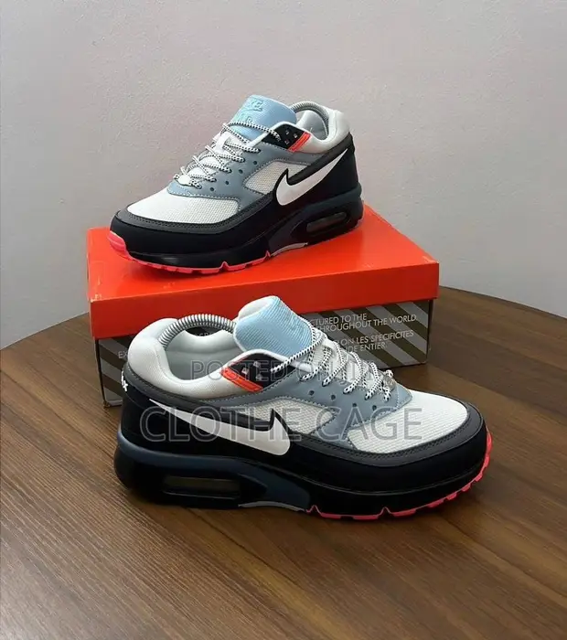 Nike Air Max BW Sneakers - 1