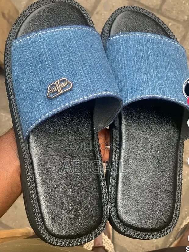 Premium Handcrafted Leather Slippers - 1