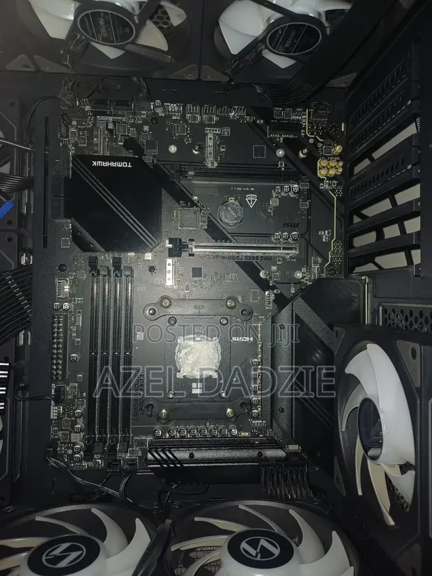 MSI MAG B650 Tomahawk WiFi Motherboard - 1