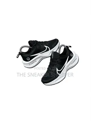 Nike ZoomX Smiley Edition