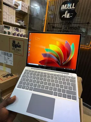 Microsoft Surface Go Laptop - 8GB RAM, 128GB SSD