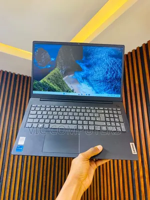 Lenovo V15 Laptop: Intel Core i5, 8GB RAM, 512GB SSD