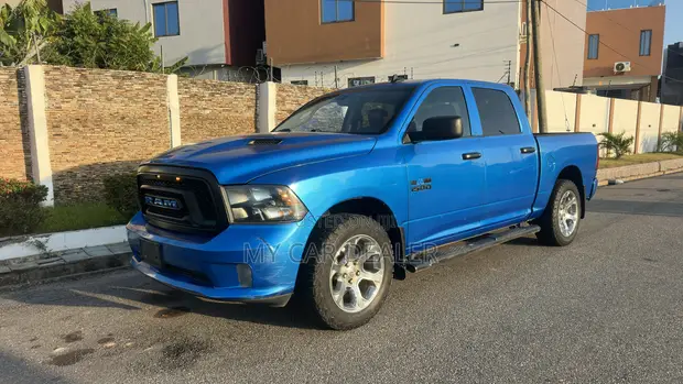 Dodge RAM 1500 3.6 Petrol AWD 2019 Blue - 1