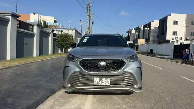 Toyota Highlander XSE 2021 Silver - 1