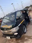 Toyota HiAce 2011 Commuter - 5