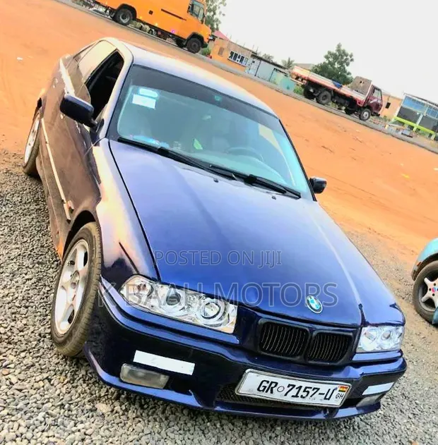 BMW 318i 1998 Blue - 1