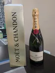 Moët & Chandon Impérial Brut Champagne 750ml - Original Box - 2