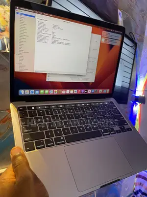 Apple MacBook Pro 2020 8GB Intel Core i5 256GB SSD