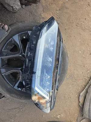 2023 Honda HR-V Original Headlight (Used)