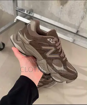 New Balance 9060 Sneakers
