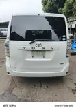Toyota Voxy 2013 White - 5