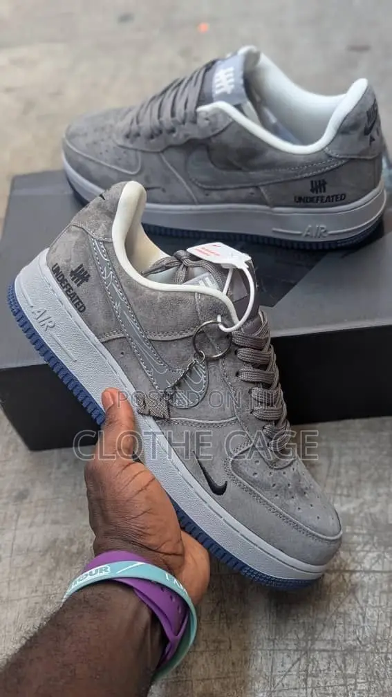 Nike Air Force 1 Low x Undefeated - 1