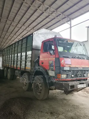 Moving Tata Truck for Sale - DAF Engine