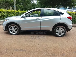 2018 Honda HR-V EX-L w/Navigation FWD SUV