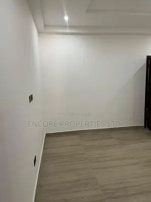 4-Bedroom House for Rent in American House