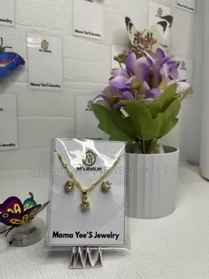 Gold Crystal Pendant Necklace and Stud Earrings Set