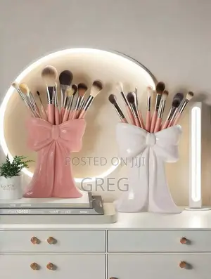 Human and Cute-Bow Shaped Storage Container