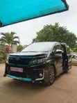 Toyota Voxy X 2WD 7-Seater 2015 Black - 2