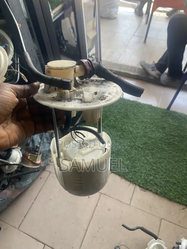 Toyota Corolla Fuel Pump Complete (2006-2016) - 1