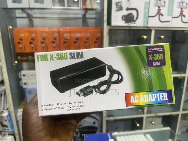 Xbox 360 Slim AC Adapter (135W) - 1