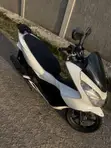 Honda Scooter 2021 White - 4