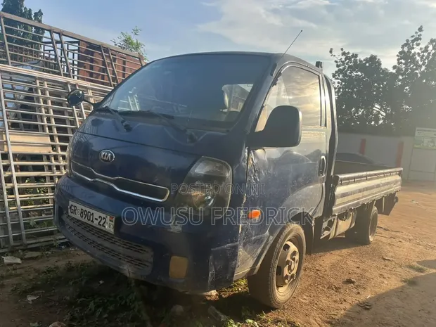Kia Bongo 2014 Blue - 1