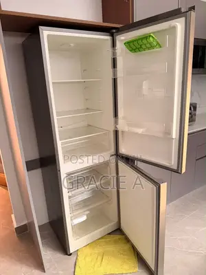 Signature 287L Fridge with Bottom Freezer