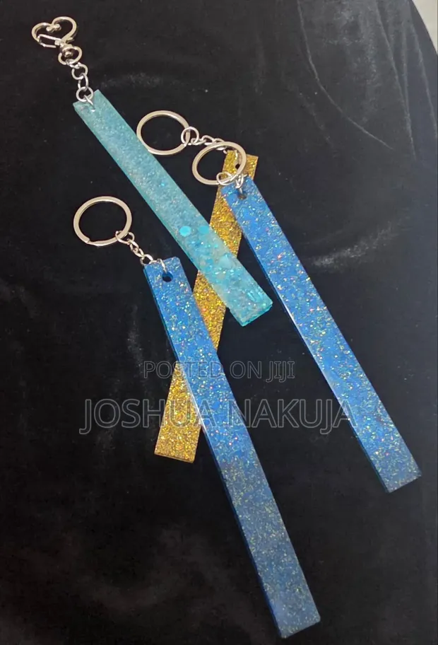 Brand New Key Chain for Holding Keys - 1