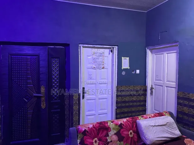 2 Bedroom Apartment for Rent in Dansoman, Pamblos - 1