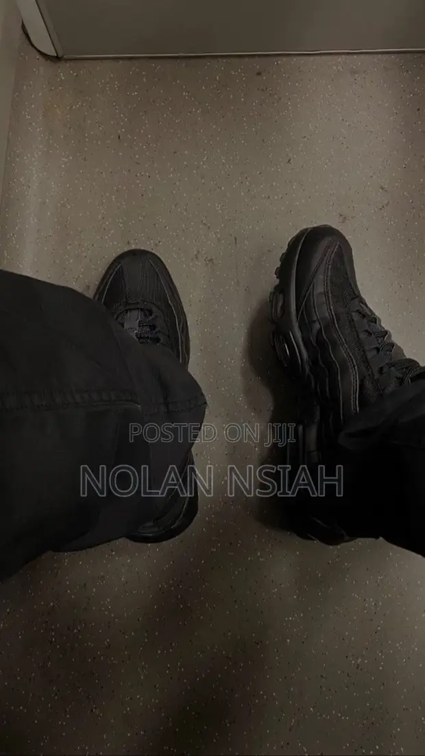 Nike Air Max 95 All Black Sneakers - 1