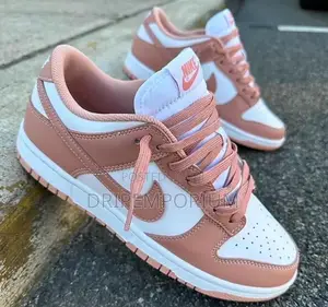 Nike Dunk Low - Rose Whisper