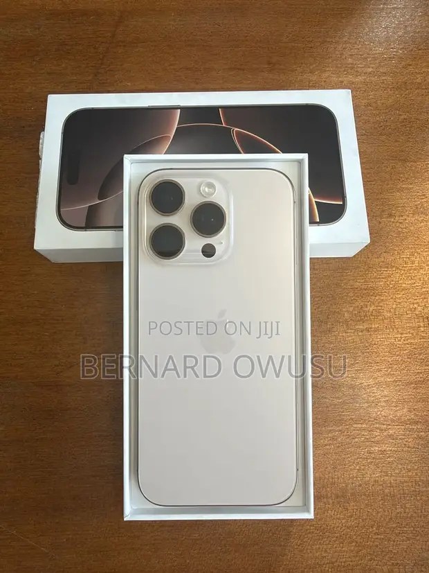 Apple iPhone 16 Pro Max 256GB Gold - 1