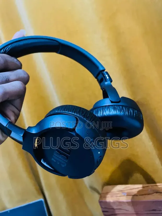 JBL Tune 670NC Noise Cancelling Headphones - 1