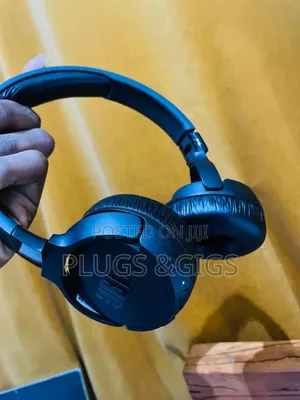 JBL Tune 670NC Noise Cancelling Headphones