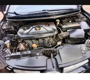Hyundai Elantra 2014 - Black