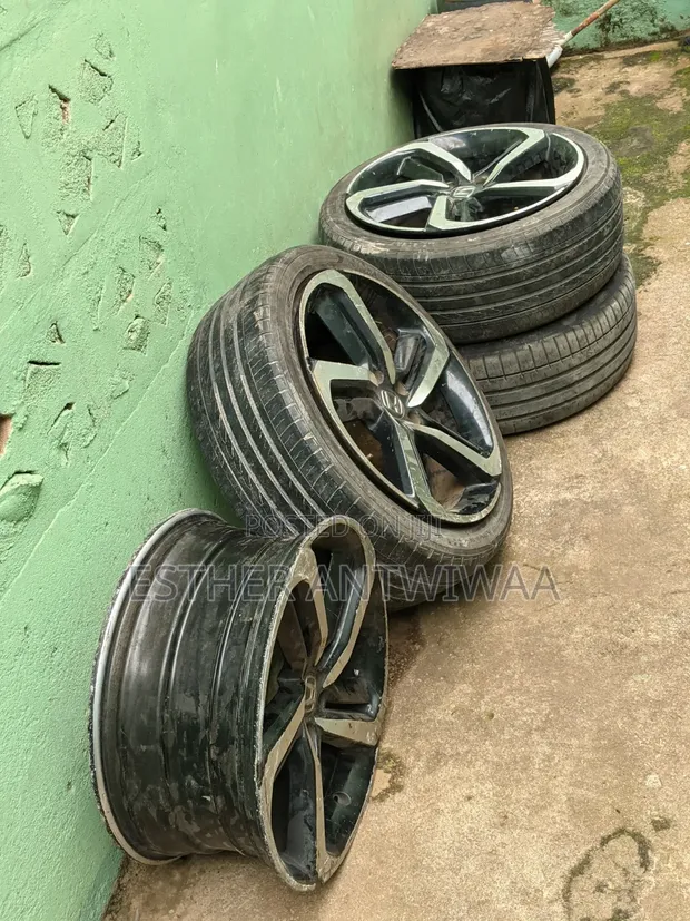 Honda Accord 2018-2022 Rims and Tires (19-inch) - 1