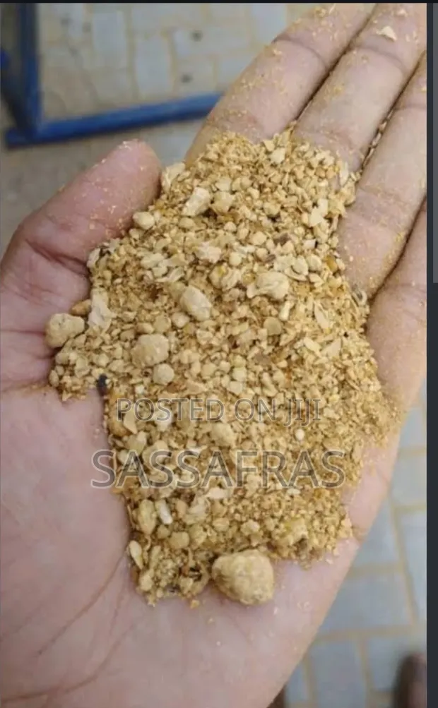 Soya Bean Meal - Fresh Nutritional Animal Feed - 1