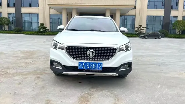 MG ZS 2018 White - 1