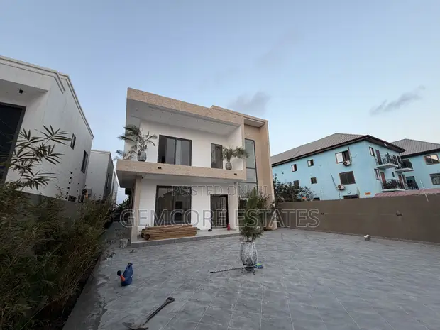 4-Bedroom House with Boys' Quarters in School Junction, Ashaley Botwe - 1