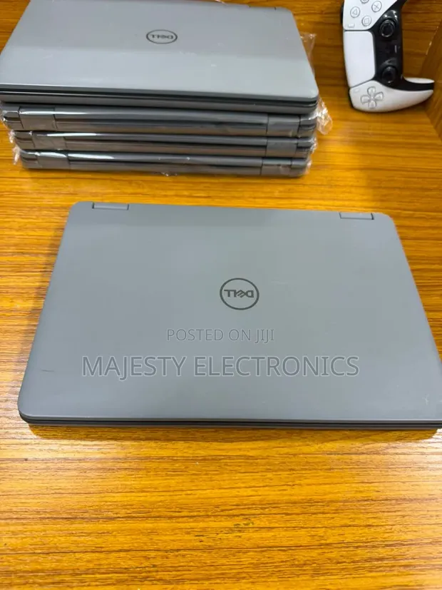 Dell Latitude 3120 2-in-1 Laptop 8GB RAM 128GB SSD - 1