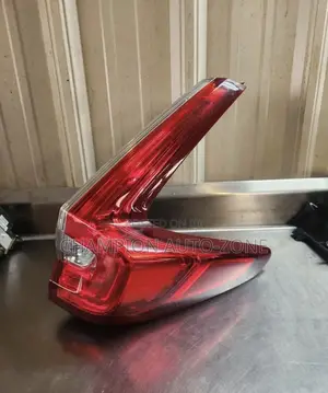 Honda CR-V 2017-2019 Tail Light
